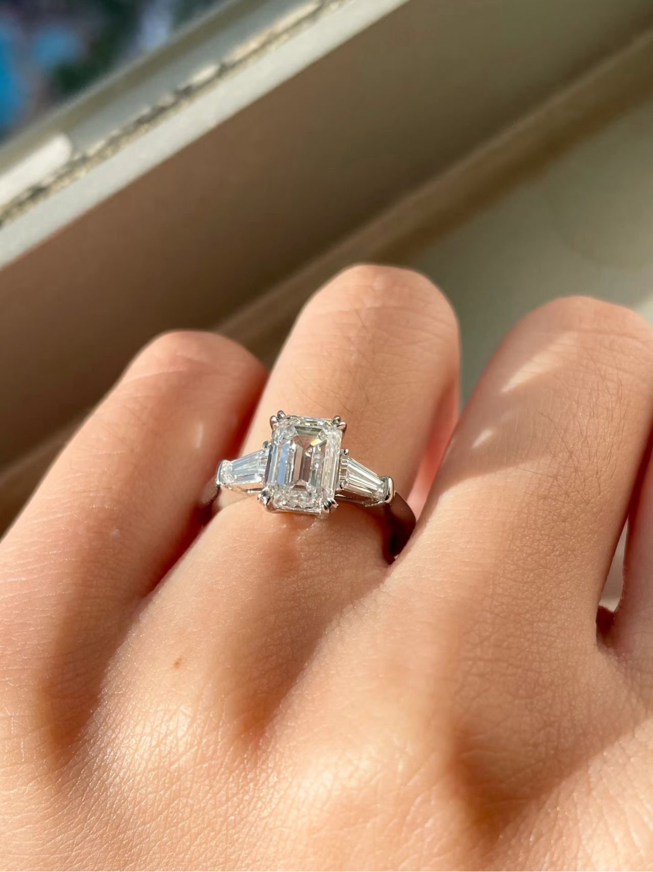 Emerald Grace Glow Lab-Grown Diamond - Image 4