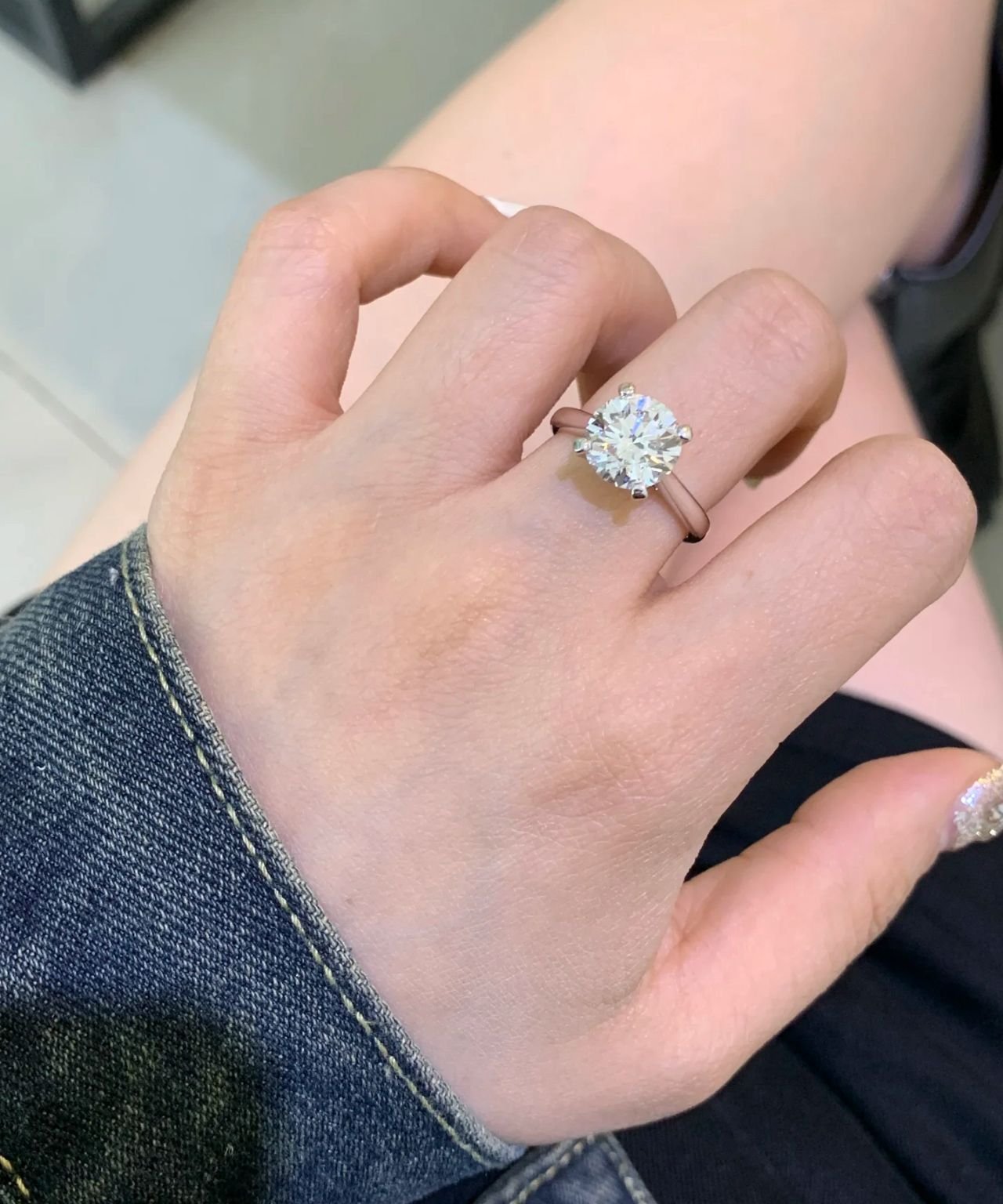 EternalGlow Solitaire Ring Lab-Grown Diamond – Classic Elegance - Image 10