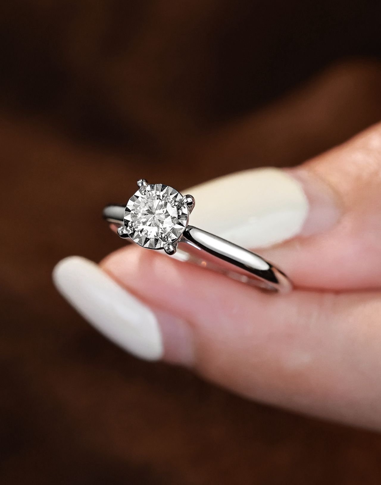 EternalGlow Solitaire Ring Lab-Grown Diamond – Classic Elegance - Image 3